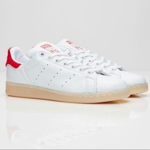 Adidas Stan Smiths - Textured Red Heel - 9.5 (Fits like a 10) EUC